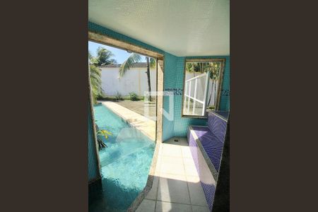 Casa de condomínio à venda com 1113m², 5 quartos e 4 vagas Casa de condomínio à venda com 1113m², 5 quartos e 4 vagasSaúna