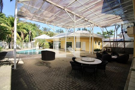 Casa de condomínio à venda com 1113m², 5 quartos e 4 vagas Casa de condomínio à venda com 1113m², 5 quartos e 4 vagasÁrea de lazer