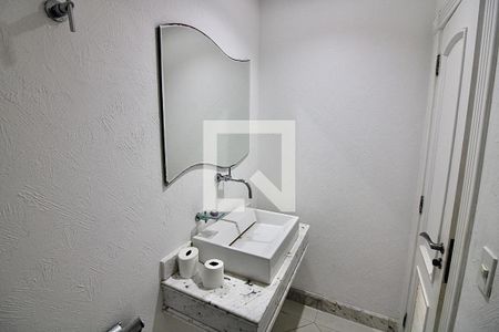 Casa de condomínio à venda com 1113m², 5 quartos e 4 vagas Casa de condomínio à venda com 1113m², 5 quartos e 4 vagasLavabo