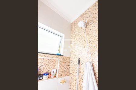 Casa à venda com 180m², 3 quartos e 2 vagasBanheiro