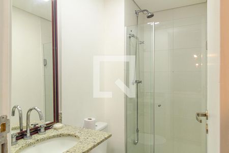 Banheiro de kitnet/studio para alugar com 1 quarto, 40m² em Santa Cecília, São Paulo