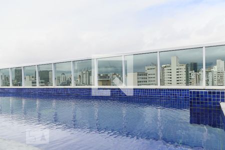 Studio para alugar com 40m², 1 quarto e sem vaga Studio para alugar com 40m², 1 quarto e sem vagaÁrea comum - Piscina