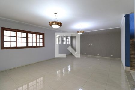 Casa à venda com 300m², 3 quartos e 3 vagasSala