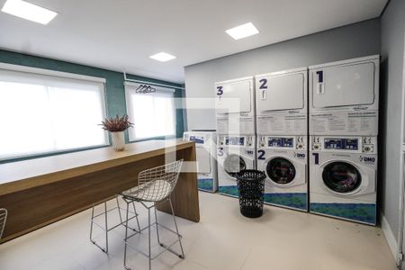 Apartamento para alugar com 34m², 2 quartos e sem vaga Apartamento para alugar com 34m², 2 quartos e sem vagaLavanderia