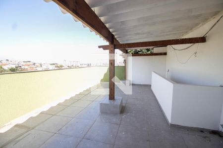Casa para alugar com 100m², 2 quartos e 1 vagaQuintal