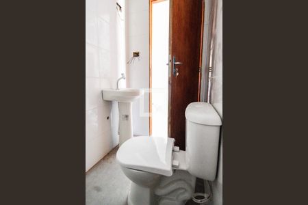 Casa para alugar com 100m², 2 quartos e 1 vagaLavabo