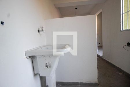 Casa para alugar com 100m², 2 quartos e 1 vagaÁrea de serviço