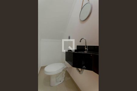 Lavabo de casa para alugar com 2 quartos, 76m² em Vila Nova Savoia, São Paulo