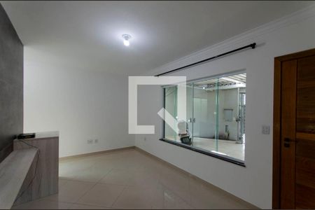 Sala de casa para alugar com 2 quartos, 76m² em Vila Nova Savoia, São Paulo