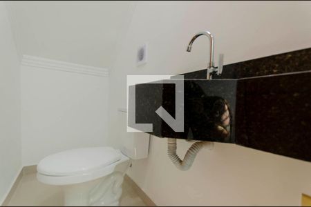 Lavabo de casa para alugar com 2 quartos, 76m² em Vila Nova Savoia, São Paulo