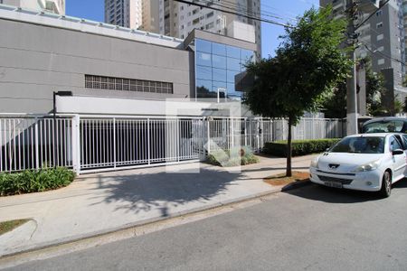Apartamento para alugar com 58m², 2 quartos e 1 vagaFachada e portaria 
