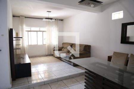 Sala de casa para alugar com 3 quartos, 110m² em Vila Santa Maria, São Paulo