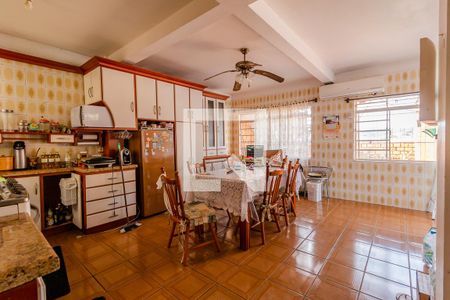 Casa à venda com 160m², 2 quartos e sem vaga Casa à venda com 160m², 2 quartos e sem vagaCozinha