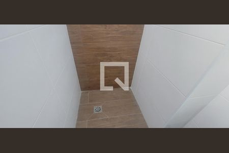 Apartamento para alugar com 55m², 2 quartos e 1 vaga Apartamento para alugar com 55m², 2 quartos e 1 vagaBanheiro
