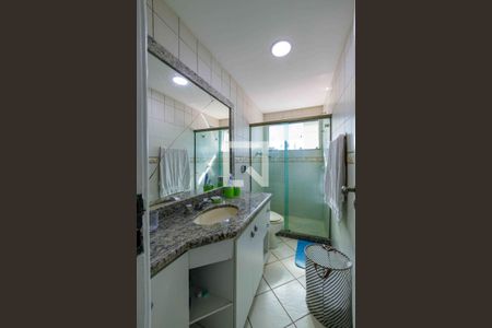 Casa de condomínio à venda com 315m², 4 quartos e 2 vagasBanheiro