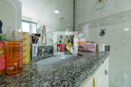 Casa de condomínio à venda com 315m², 4 quartos e 2 vagasBanheiro Suíte 2