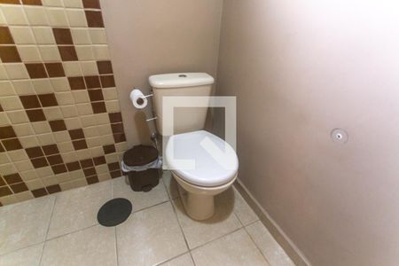 Casa à venda com 120m², 2 quartos e 2 vagasBanheiro social