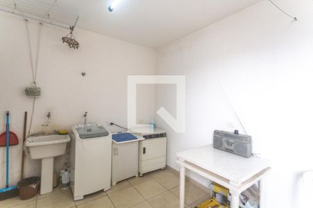 Casa à venda com 120m², 2 quartos e 2 vagasÁrea de serviço