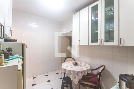 Casa à venda com 120m², 2 quartos e 2 vagasCozinha