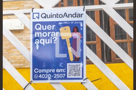 Casa à venda com 120m², 2 quartos e 2 vagasFachada