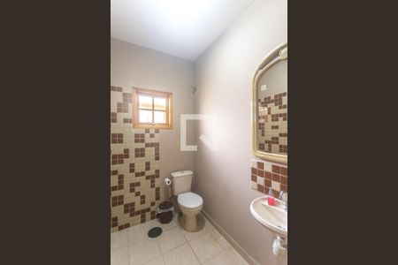 Casa à venda com 120m², 2 quartos e 2 vagasBanheiro social