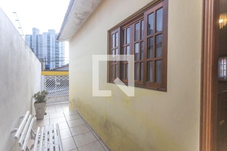 Casa à venda com 120m², 2 quartos e 2 vagasQuintal