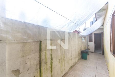 Casa à venda com 120m², 2 quartos e 2 vagasQuintal