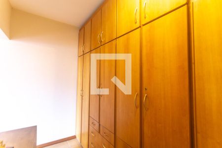 Casa à venda com 120m², 2 quartos e 2 vagasCloset suíte 2
