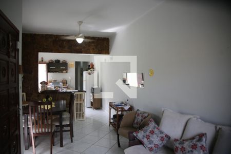 Sala de casa para alugar com 2 quartos, 90m² em Real, Praia Grande