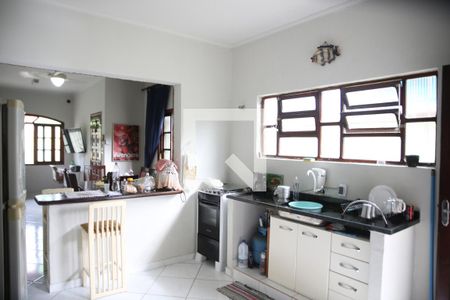 Cozinha de casa para alugar com 2 quartos, 90m² em Real, Praia Grande