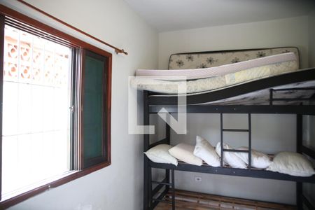 Casa para alugar com 90m², 2 quartos e 2 vagasQuarto