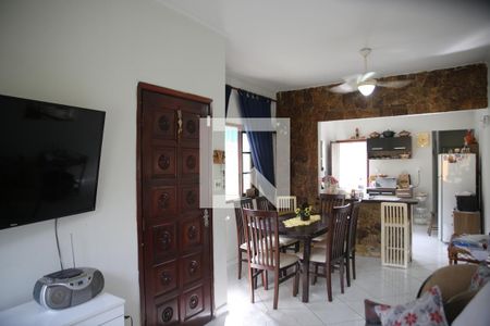 Sala de casa para alugar com 2 quartos, 90m² em Real, Praia Grande