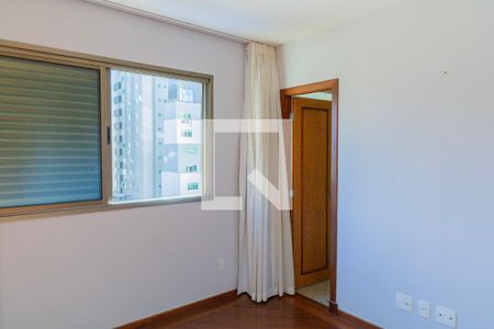Suíte de apartamento para alugar com 2 quartos, 90m² em Savassi, Belo Horizonte