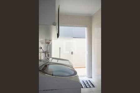 Área de Serviço de casa à venda com 4 quartos, 150m² em Vila Vitorio Mazzei, São Paulo