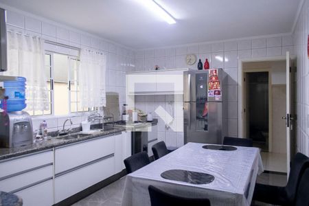 Cozinha de casa à venda com 4 quartos, 150m² em Vila Vitorio Mazzei, São Paulo