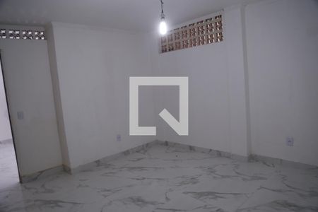 Quarto 2 de casa para alugar com 2 quartos, 110m² em Vila Cavaton, São Paulo