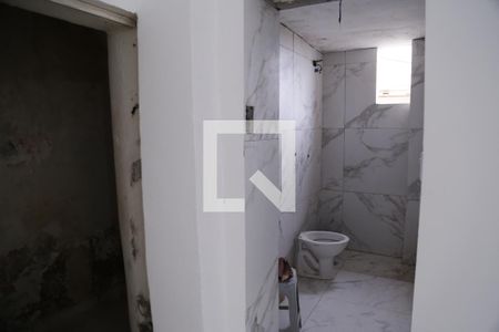 Casa para alugar com 110m², 2 quartos e sem vagaBanheiro