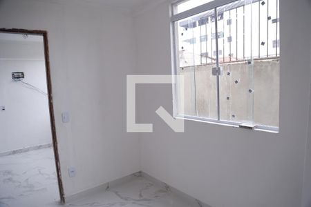 Quarto 1 de casa para alugar com 2 quartos, 110m² em Vila Cavaton, São Paulo
