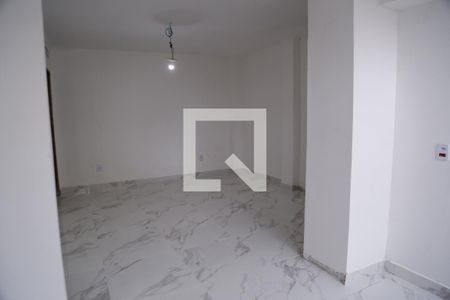 Sala/Cozinha de casa para alugar com 2 quartos, 110m² em Vila Cavaton, São Paulo