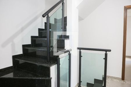 Casa à venda com 156m², 3 quartos e 2 vagas Casa à venda com 156m², 3 quartos e 2 vagasdetalhes