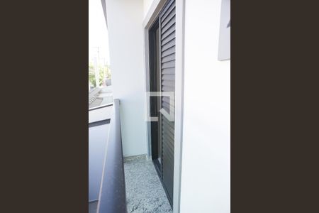 Casa à venda com 156m², 3 quartos e 2 vagas Casa à venda com 156m², 3 quartos e 2 vagasVaranda da Suíte