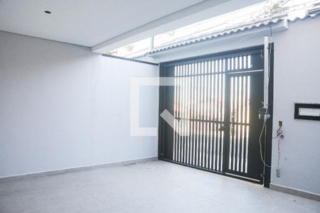 Casa à venda com 156m², 3 quartos e 2 vagas Casa à venda com 156m², 3 quartos e 2 vagasGaragem