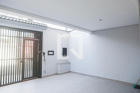 Casa à venda com 156m², 3 quartos e 2 vagas Casa à venda com 156m², 3 quartos e 2 vagasGaragem