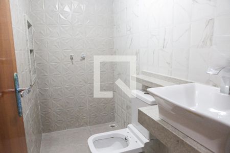 Casa à venda com 156m², 3 quartos e 2 vagas Casa à venda com 156m², 3 quartos e 2 vagasBanheiro