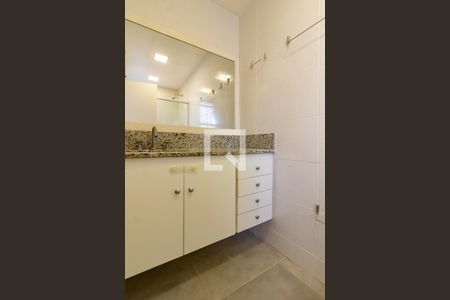 Banheiro da suíte  de apartamento para alugar com 2 quartos, 94m² em Gávea, Rio de Janeiro