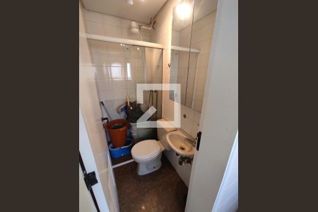 Apartamento à venda com 200m², 5 quartos e 4 vagasBanheiro da lavanderia