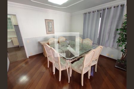 Apartamento à venda com 200m², 5 quartos e 4 vagasSala