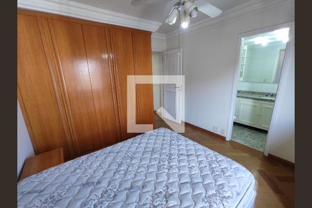 Apartamento à venda com 200m², 5 quartos e 4 vagasQuarto 2