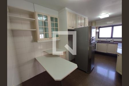 Apartamento à venda com 200m², 5 quartos e 4 vagasCozinha