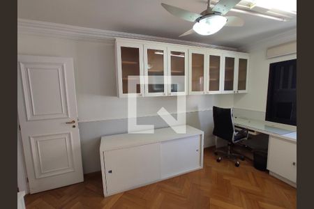 Apartamento à venda com 200m², 5 quartos e 4 vagasQuarto 4